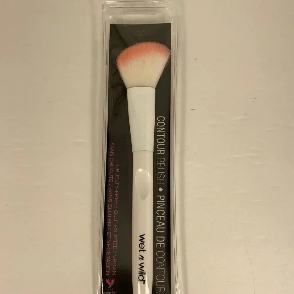 🆕 Wet n Wild Contour Brush - 2pk